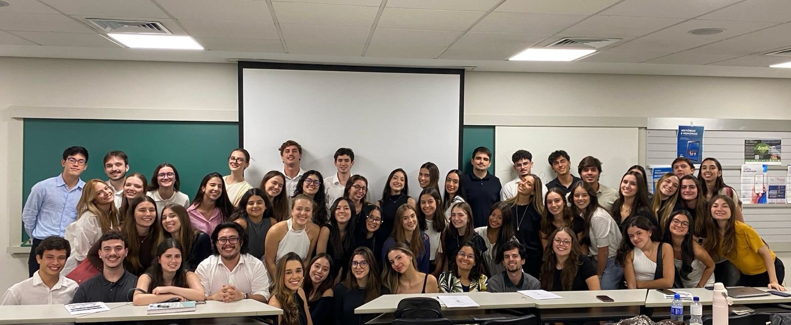 Equipe completa da Consultoria RH Junior